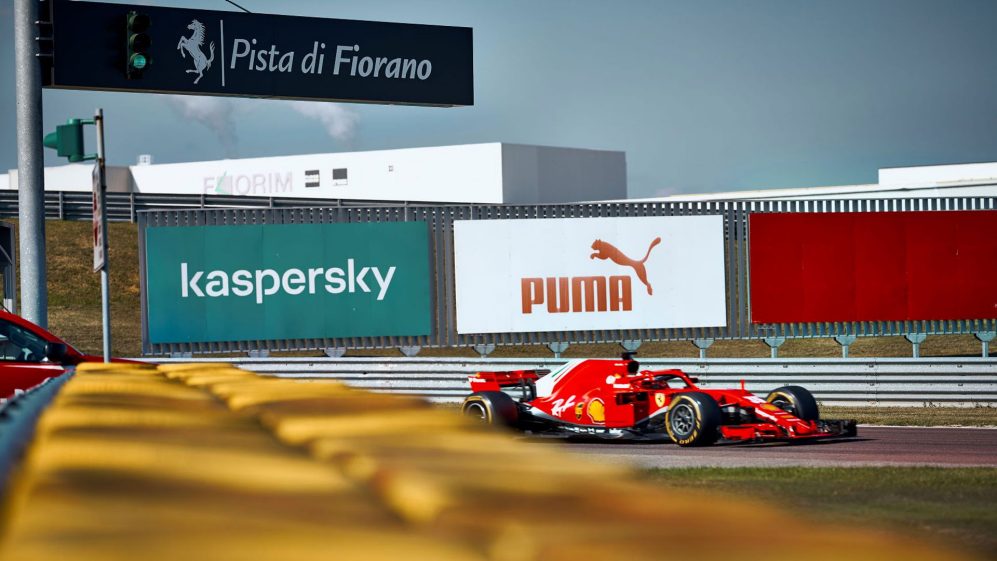 F1车手赛恩斯首次参赛，将于本周三参加法拉利赛车