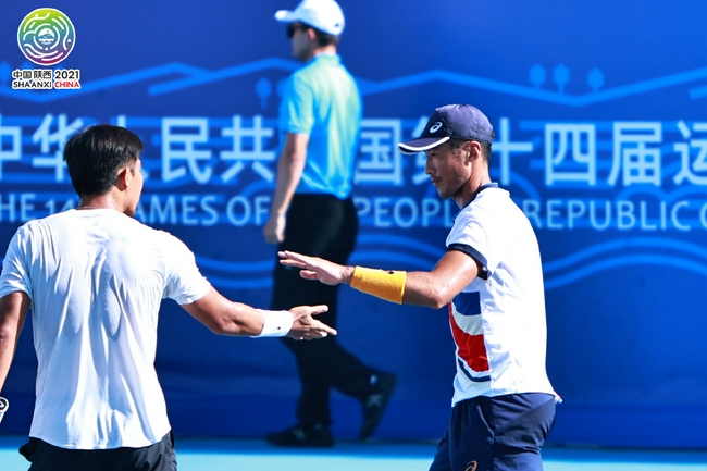 2021全运会网球男双决赛，天津队夺网球男双金牌