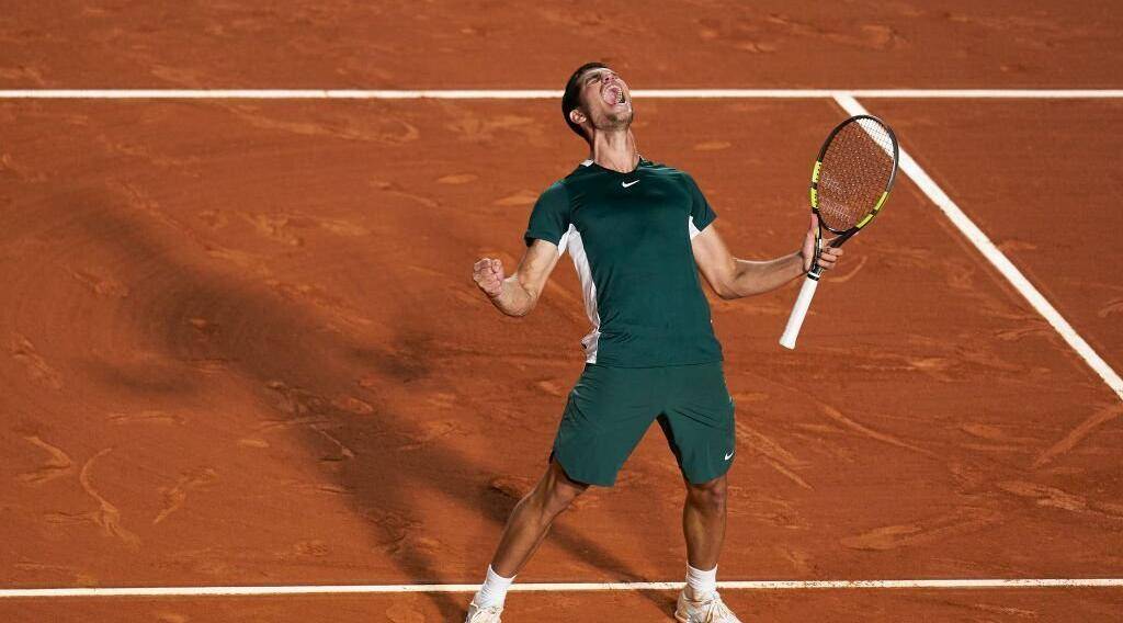 阿尔卡拉斯夺ATP巴塞罗那站冠军，与纳达尔生涯轨迹神似