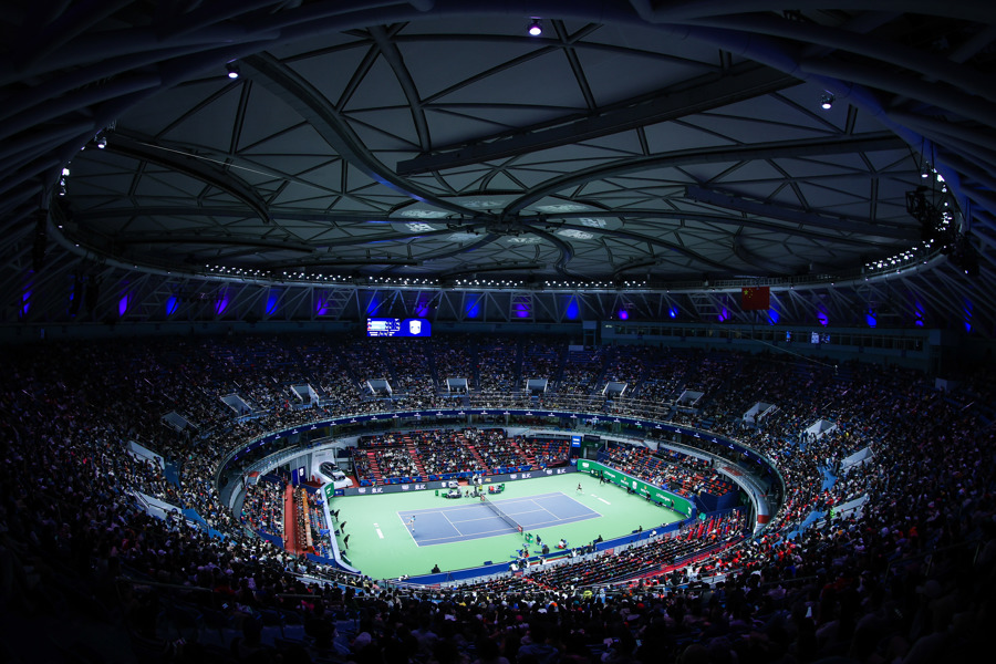 2023上海网球大师赛：波兰选手胡尔卡奇加冕“新王”
