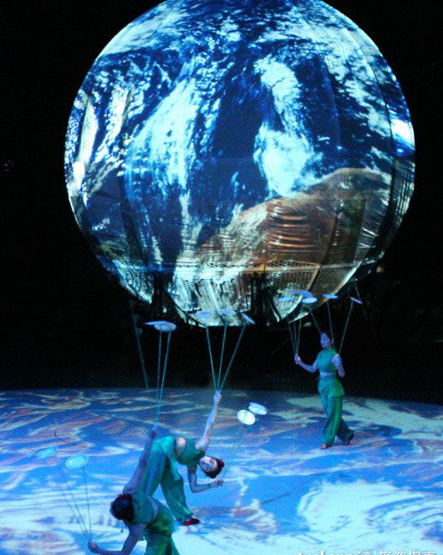 旨在说明这台名为"era-时空之旅"的超级多媒体梦幻综艺舞台剧,将开创