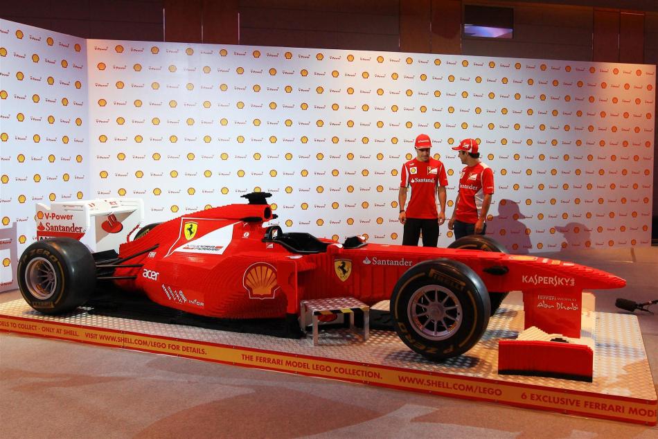 2012F1新加坡站周四精彩图片