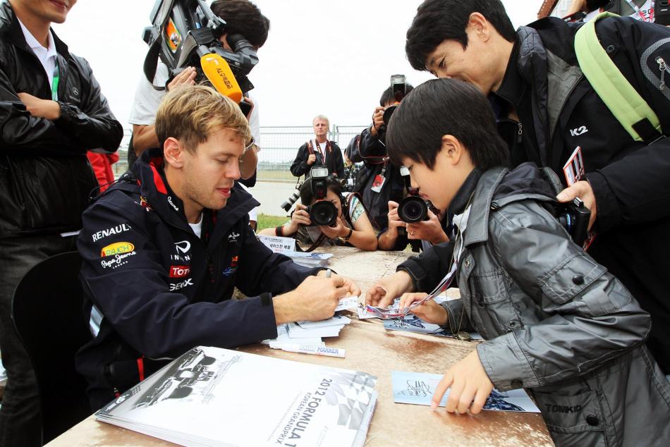 F1韩国站车手签名会