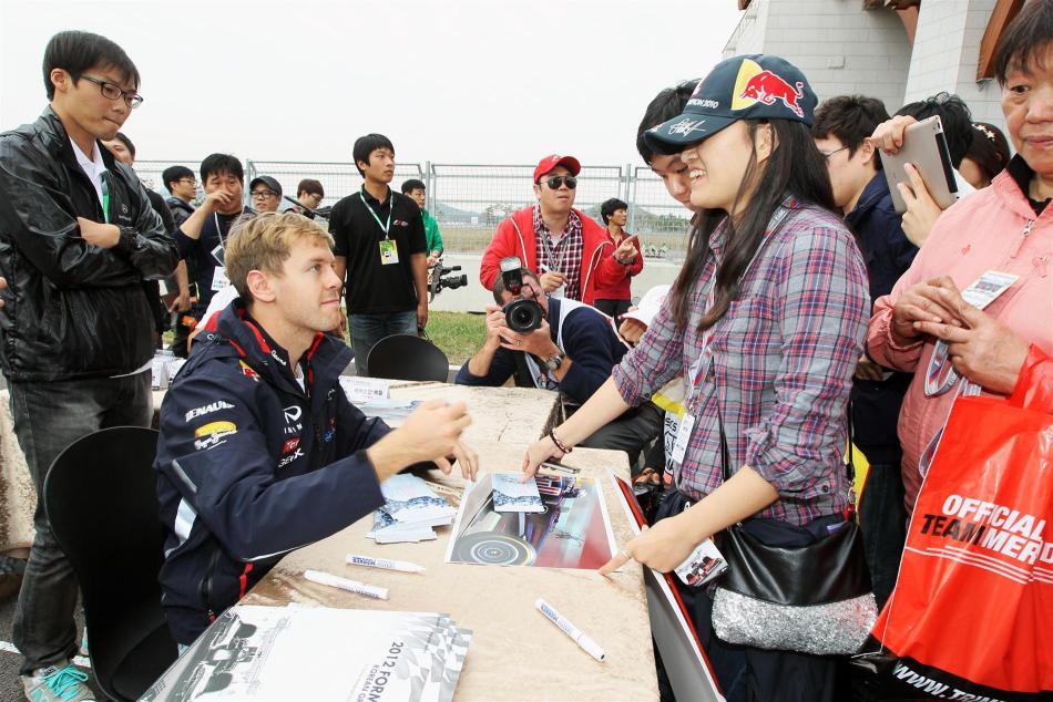 F1韩国站车手签名会