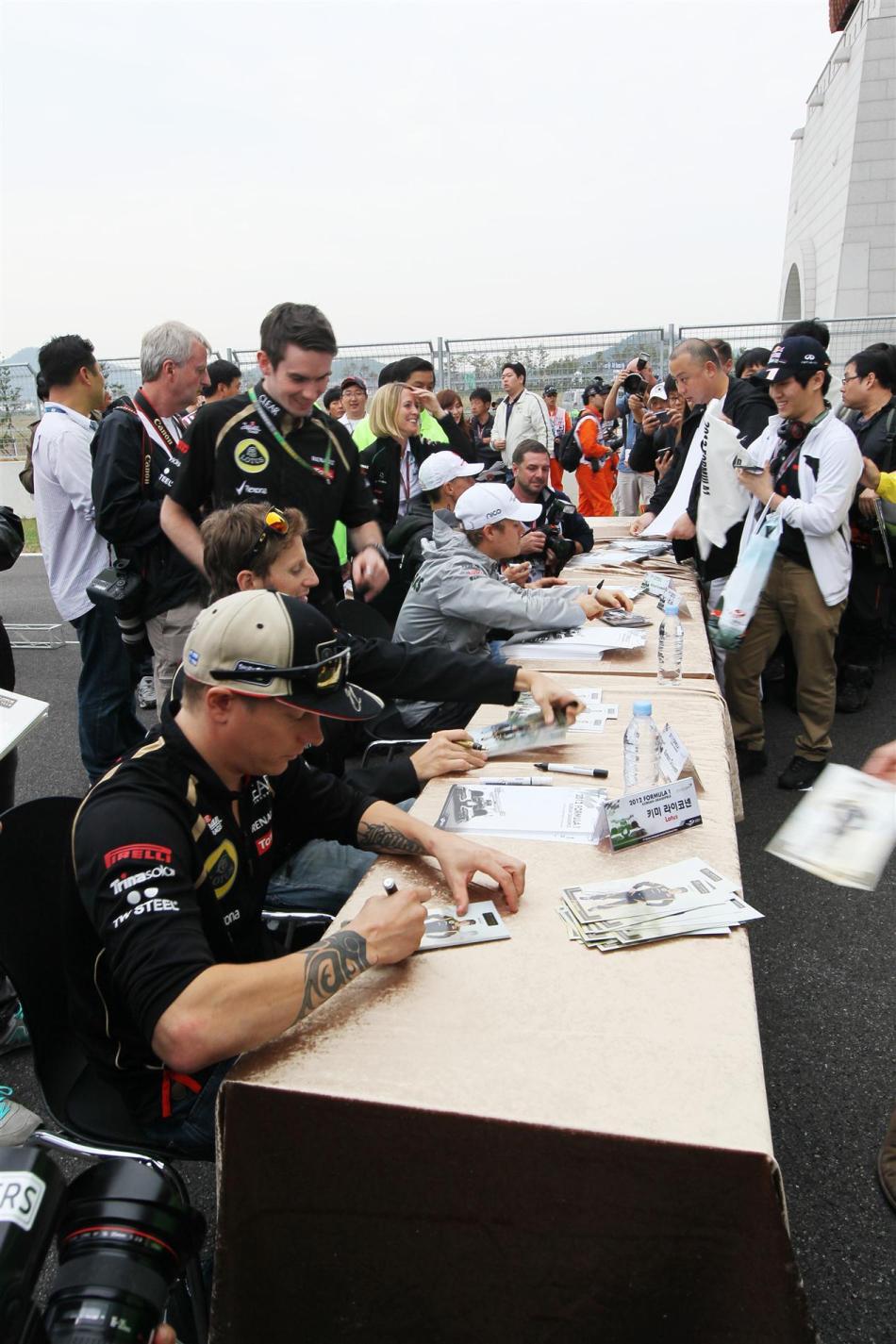 F1韩国站车手签名会
