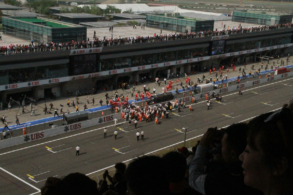 2013F1中国大奖赛正赛比赛现场花絮