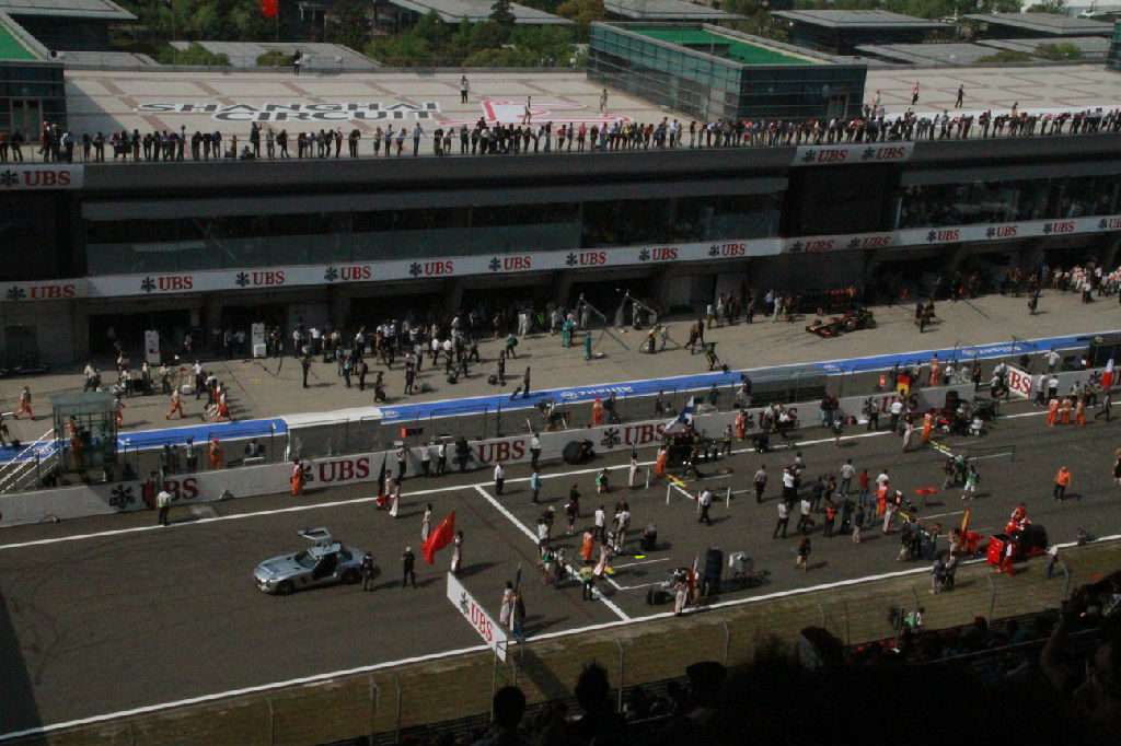 2013F1中国大奖赛正赛比赛现场花絮